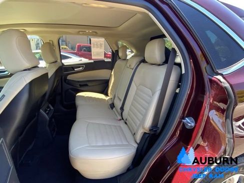 Used 2021 Ford Edge SEL w/ Convenience Package AWD/4WD image 23