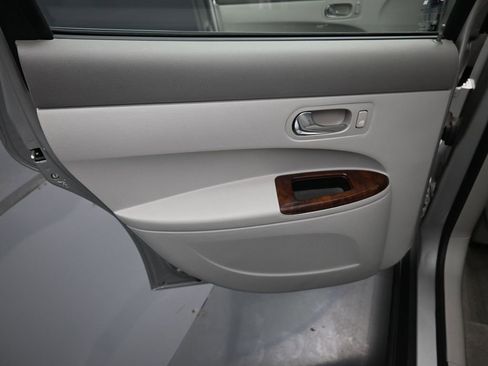 Used 2008 Buick LaCrosse CX image 29