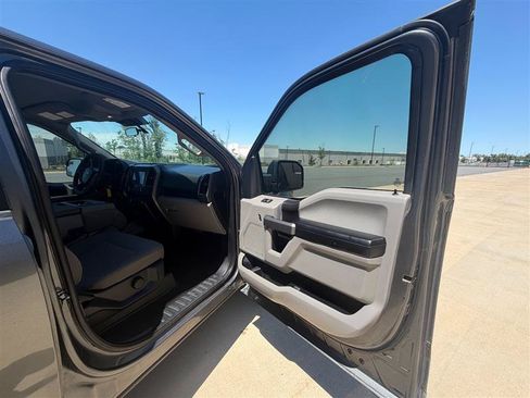 Used 2019 Ford F150 XLT w/ Trailer Tow Package AWD/4WD image 25