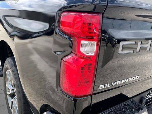 Used 2023 Chevrolet Silverado 1500 LT RWD image 28