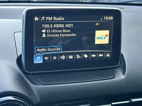 Used 2018 Toyota Yaris iA FWD image 19