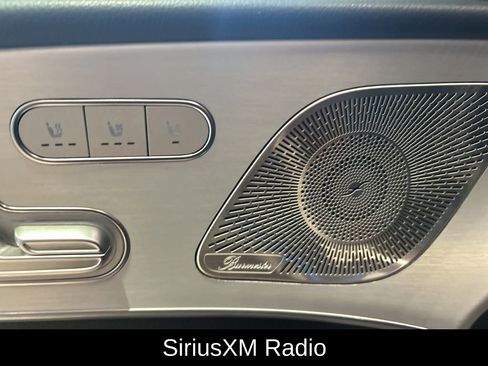 Used 2025 Mercedes-Benz GLE 350 4MATIC image 3