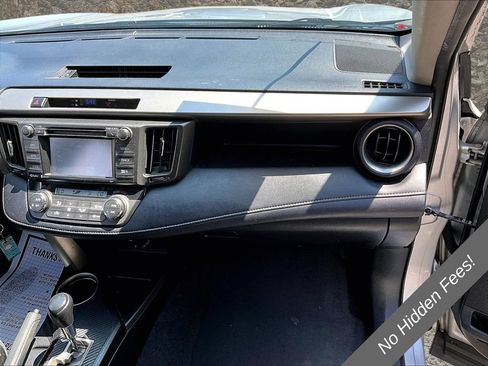 Used 2014 Toyota RAV4 XLE AWD/4WD image 13
