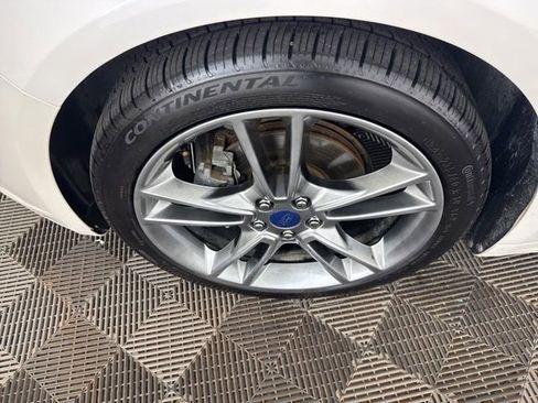 Used 2014 Ford Fusion Titanium FWD image 26
