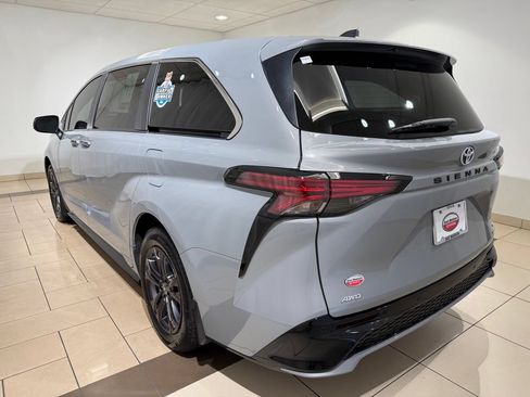 Certified 2024 Toyota Sienna XSE AWD/4WD image 3