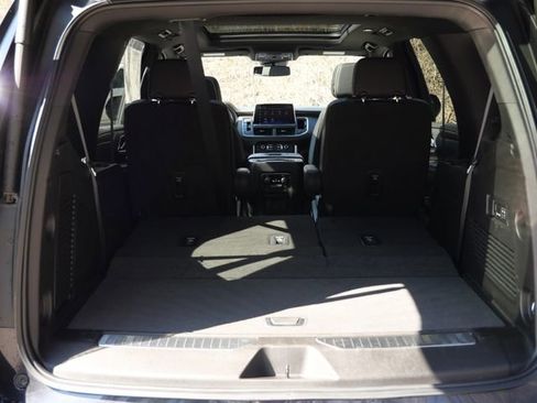 Used 2023 Chevrolet Tahoe Premier image 31