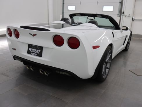 Used 2013 Chevrolet Corvette Grand Sport w/ 4LT Preferred Equipment Group RWD image 51