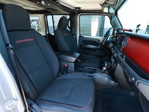Used 2020 Jeep Wrangler Unlimited Rubicon AWD/4WD image 27