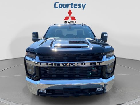 Used 2022 Chevrolet Silverado 3500 LT w/ Convenience Package AWD/4WD image 9