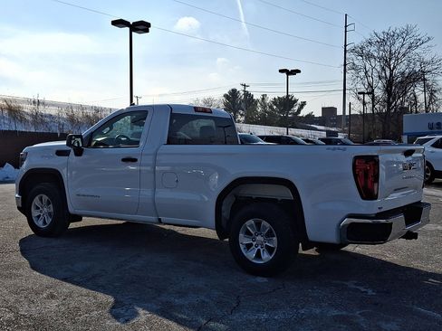 Used 2024 GMC Sierra 1500 Pro w/ Pro Value Package image 4