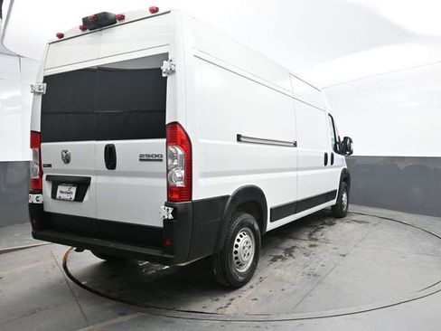 Used 2023 RAM ProMaster 2500 FWD image 6