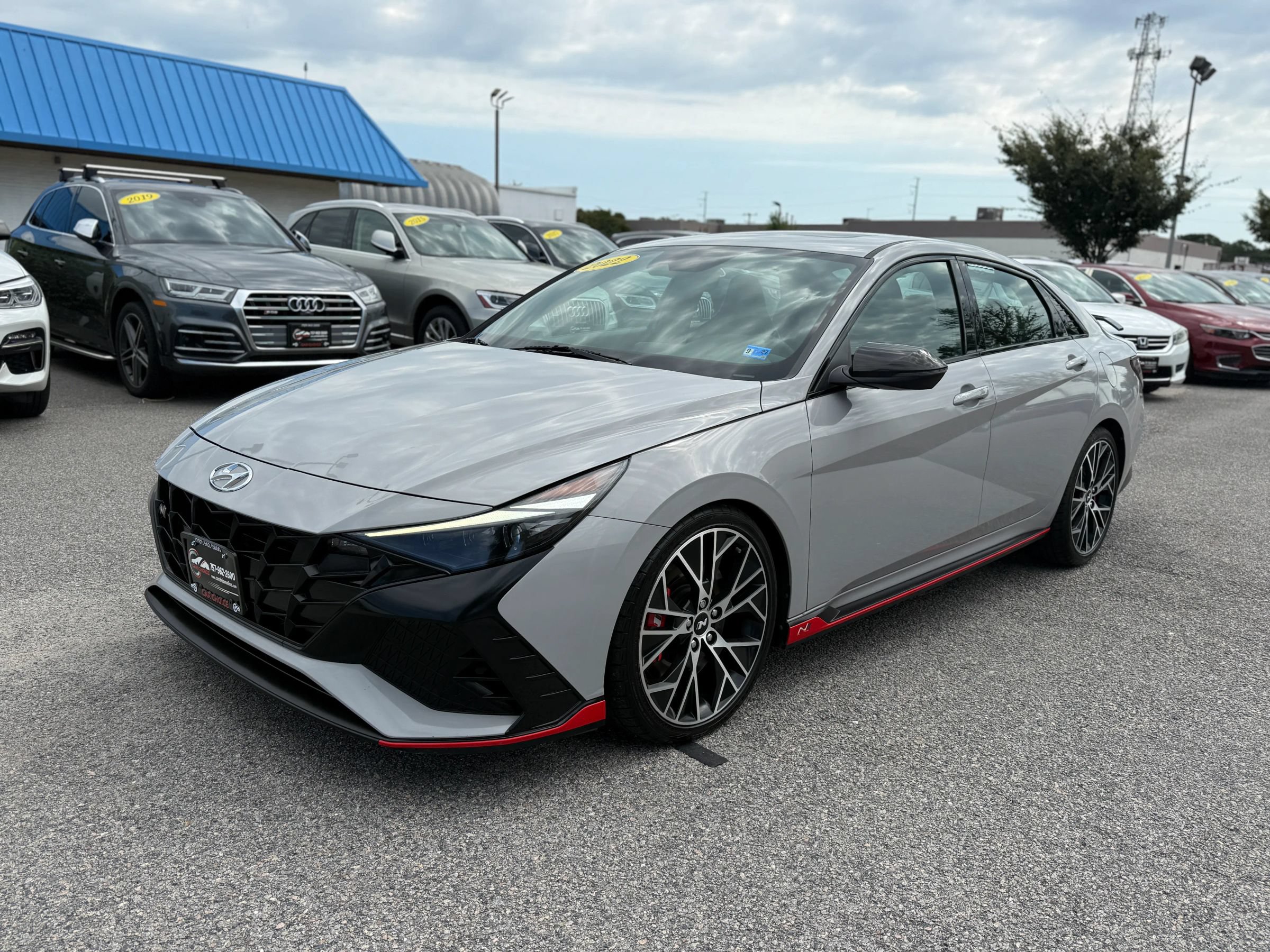 Used 2022 Hyundai Elantra N FWD image 4