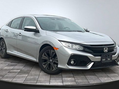Used 2019 Honda Civic EX image 3