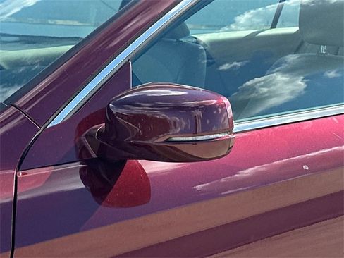 Used 2017 Honda Accord SE image 4