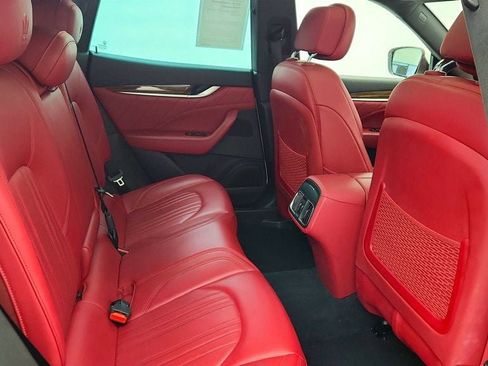 Used 2022 Maserati Levante Modena image 25