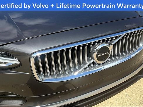 Used 2022 Volvo S90 B6 Inscription w/ Advanced Package image 36