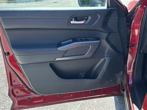 Certified 2024 Nissan Pathfinder SL AWD/4WD image 12