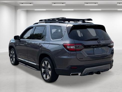 New 2026 Honda Pilot Elite image 2