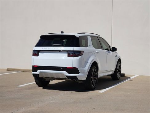 Used 2025 Land Rover Discovery Sport S image 7