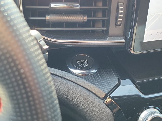 Used 2022 Ford Explorer ST-Line RWD image 26