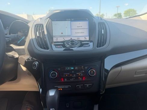 Used 2017 Ford Escape Titanium AWD/4WD image 13