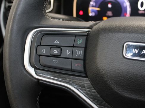 Used 2022 Jeep Wagoneer Series II image 38