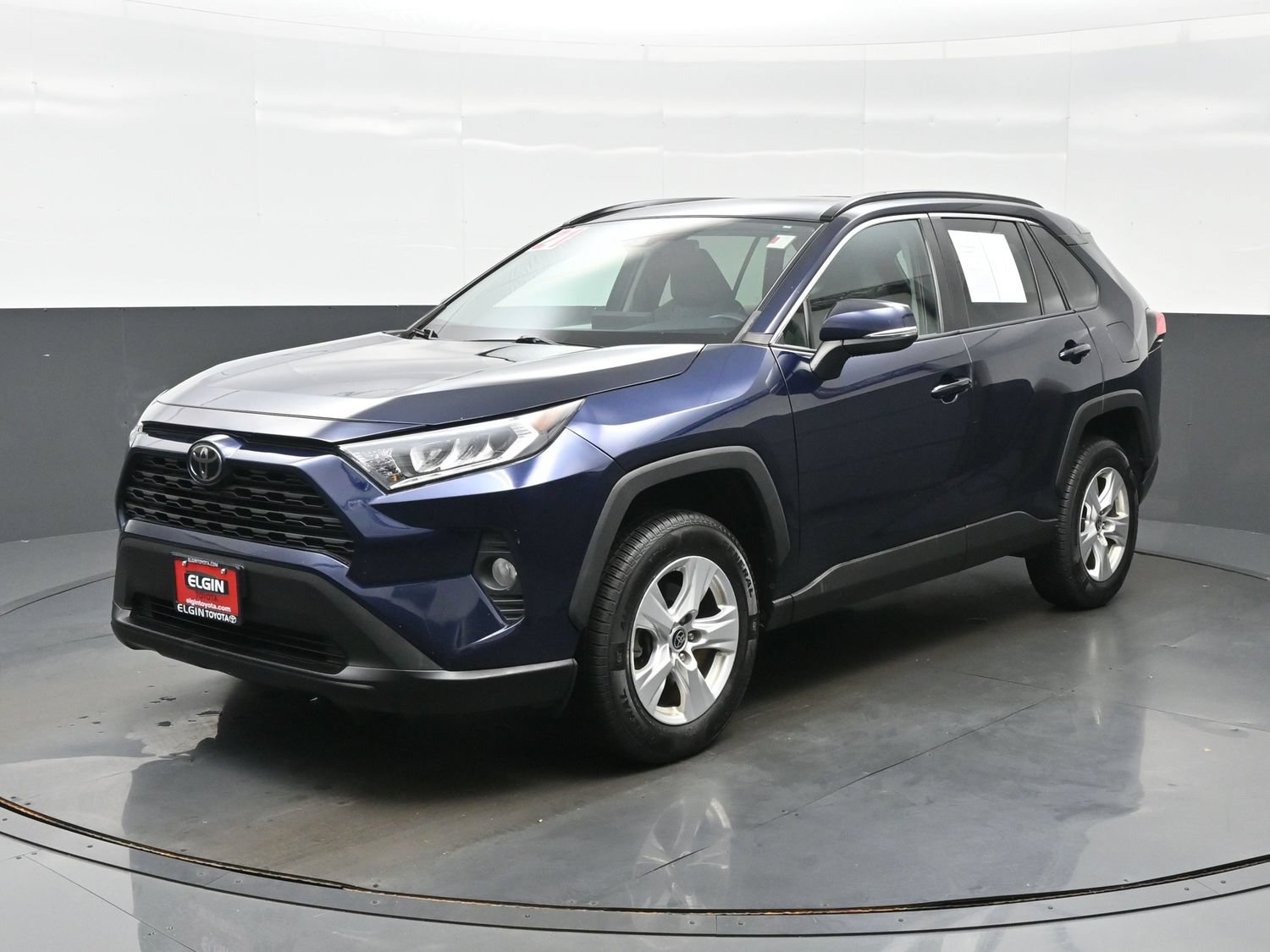 Used 2021 Toyota RAV4 XLE w/ Convenience Package AWD/4WD image 2