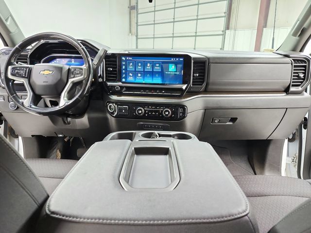 Used 2024 Chevrolet Silverado 3500 LT w/ Convenience Package AWD/4WD image 26