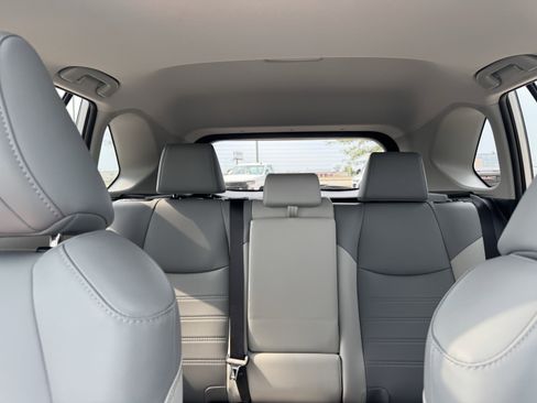 Used 2024 Toyota RAV4 XLE Premium image 13