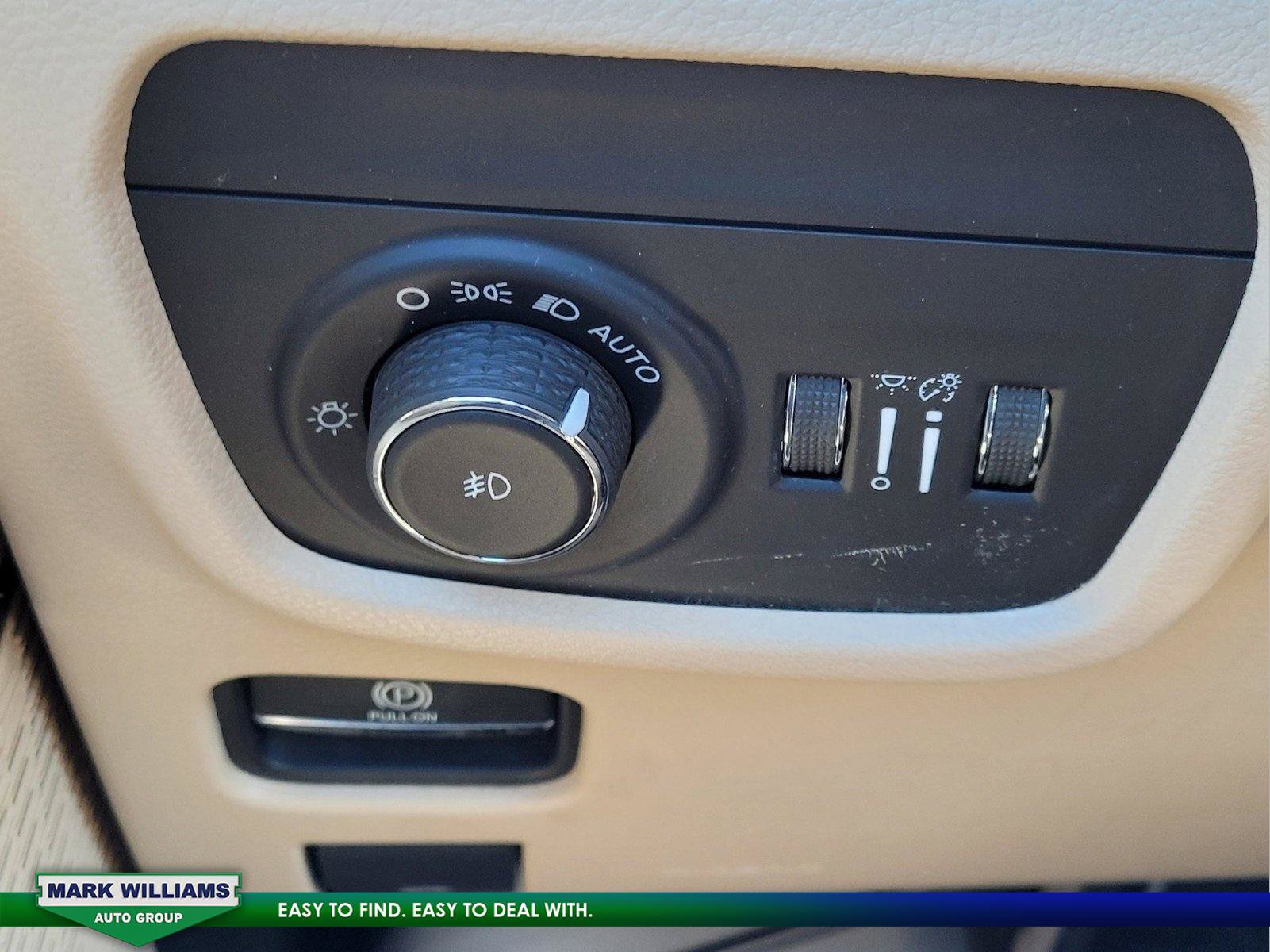 Used 2021 Jeep Grand Cherokee L Limited AWD/4WD image 22