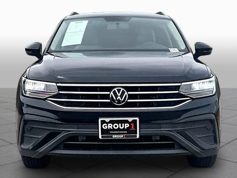 Used 2022 Volkswagen Tiguan S FWD image 4