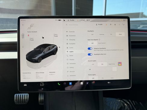 Used 2024 Tesla Model 3 Performance image 21