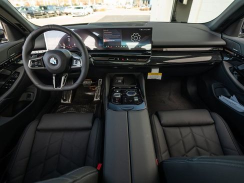 New 2026 BMW 530i xDrive w/ M Sport Package image 12