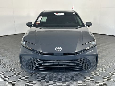 Used 2025 Toyota Camry LE FWD image 8