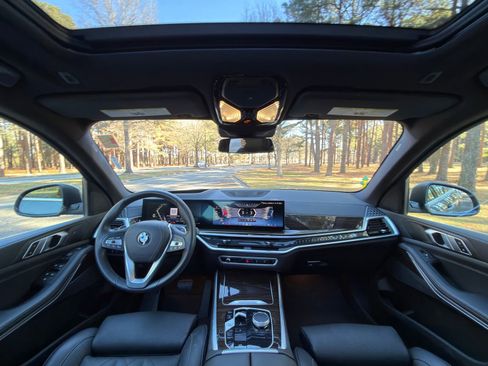 Certified 2024 BMW X5 sDrive40i w/ Parking Assistance Package image 2