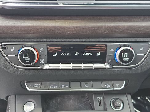 Used 2022 Audi Q5 2.0T Premium Plus image 19