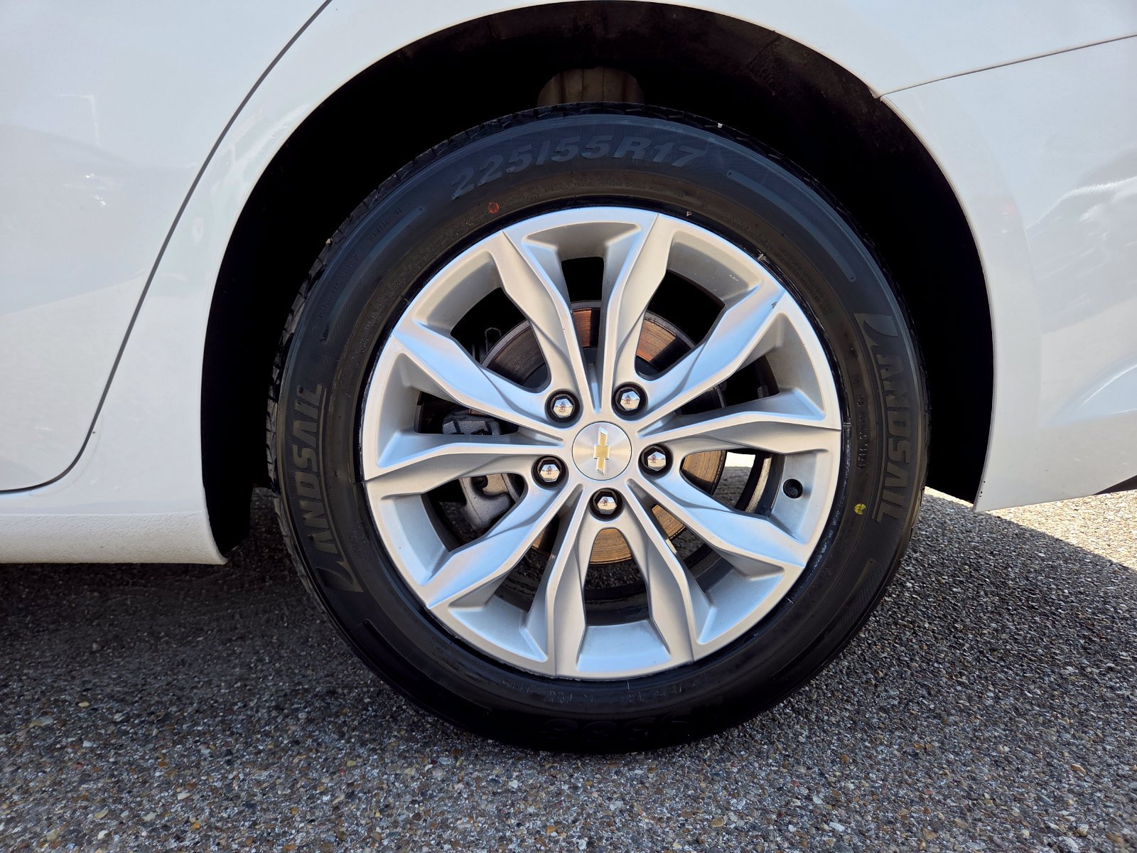 Used 2024 Chevrolet Malibu LT FWD image 9