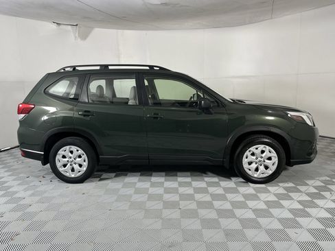 Used 2023 Subaru Forester AWD/4WD image 9