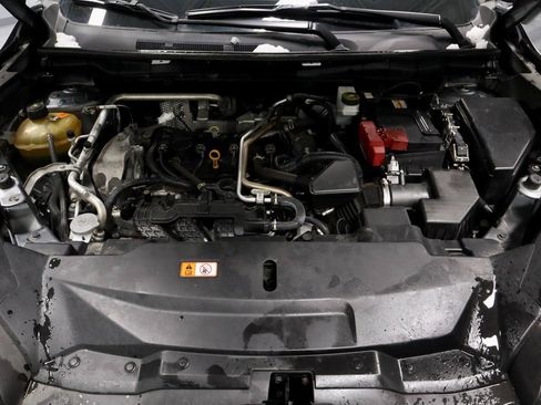 Used 2022 Mitsubishi Outlander SE image 17