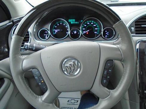 Used 2017 Buick Enclave Premium w/ Experience Buick Package image 8