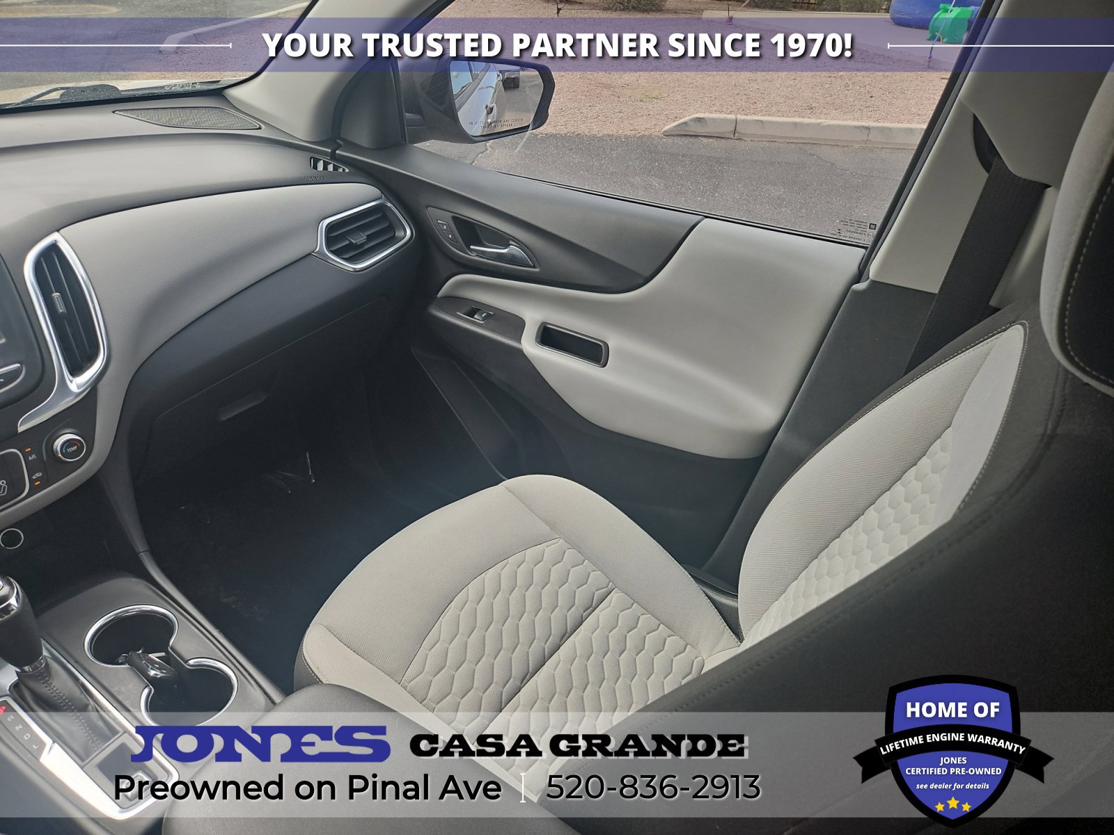 Used 2018 Chevrolet Equinox LS FWD image 12