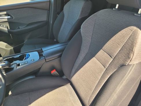 Certified 2023 Nissan Rogue SV FWD image 13