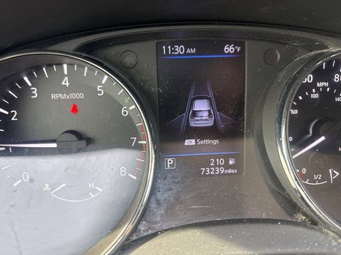 Used 2020 Nissan Rogue SL image 29