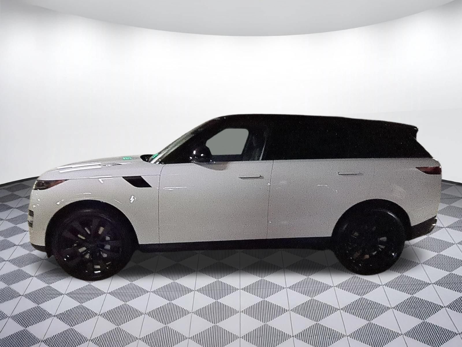 New 2026 Land Rover Range Rover Sport SE AWD/4WD image 2