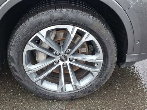 Used 2025 Audi Q7 2.0T Premium w/ Convenience Plus Package image 27