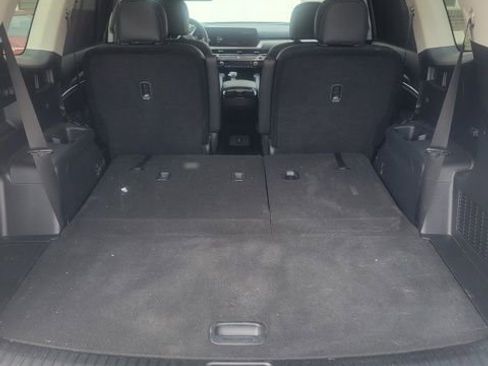 Used 2023 Kia Telluride EX w/ EX Captain's Chair Package image 14