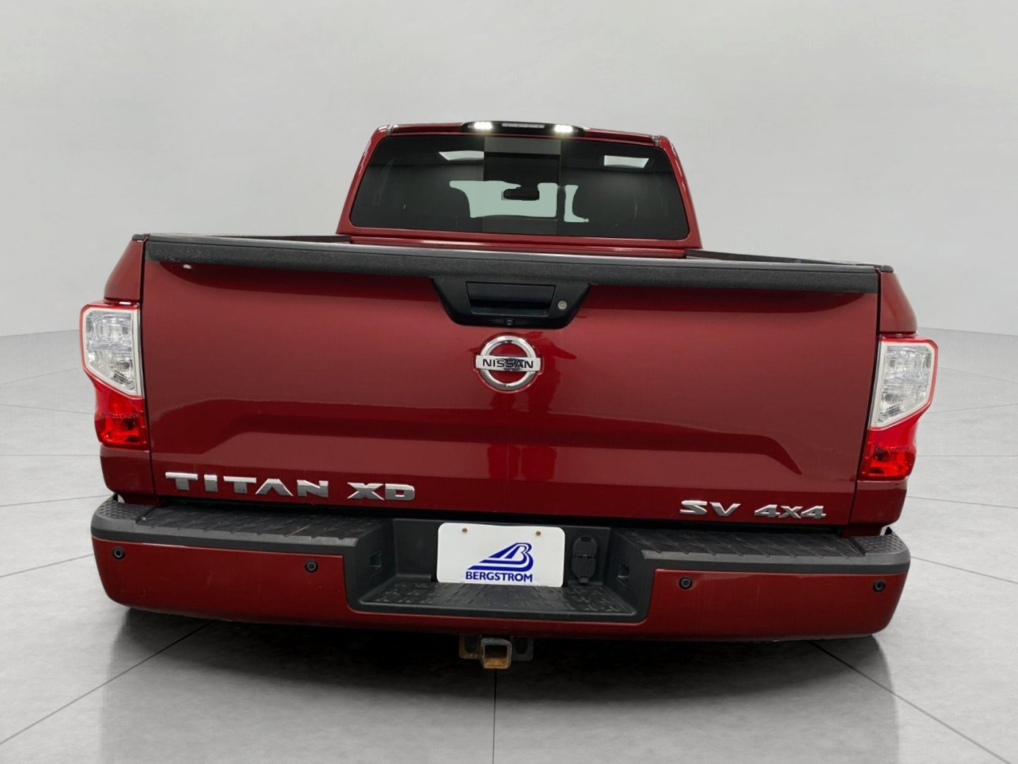 Used 2019 Nissan Titan SV AWD/4WD image 6