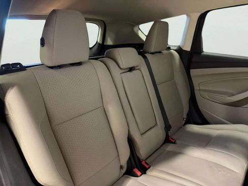 Used 2019 Ford Escape SE FWD image 24