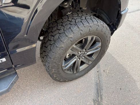 Used 2021 Ford F150 Lariat w/ Equipment Group 502A High image 12