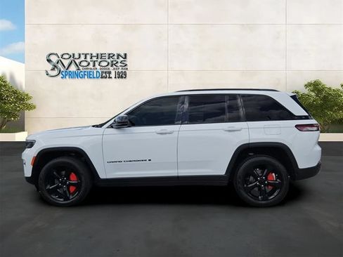 Used 2025 Jeep Grand Cherokee Limited w/ Black Appearance Package RWD image 2